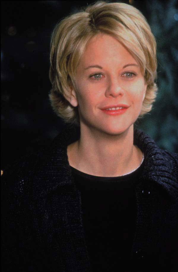Meg Ryan dans Vous avez un message, 1998, un de ses derniers bons films, avant la chute des Twins Tower et son addiction à la chirurgie esthétique.